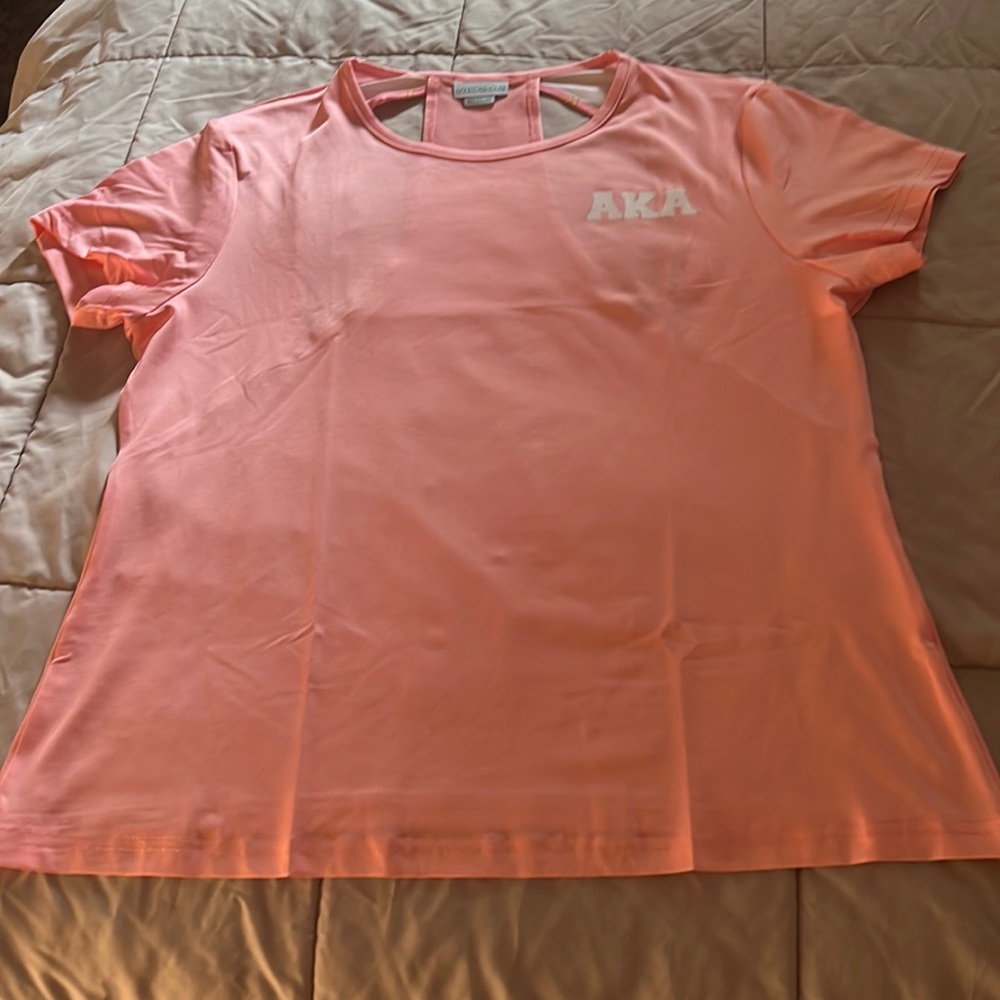 💗💚 Pink Shirt